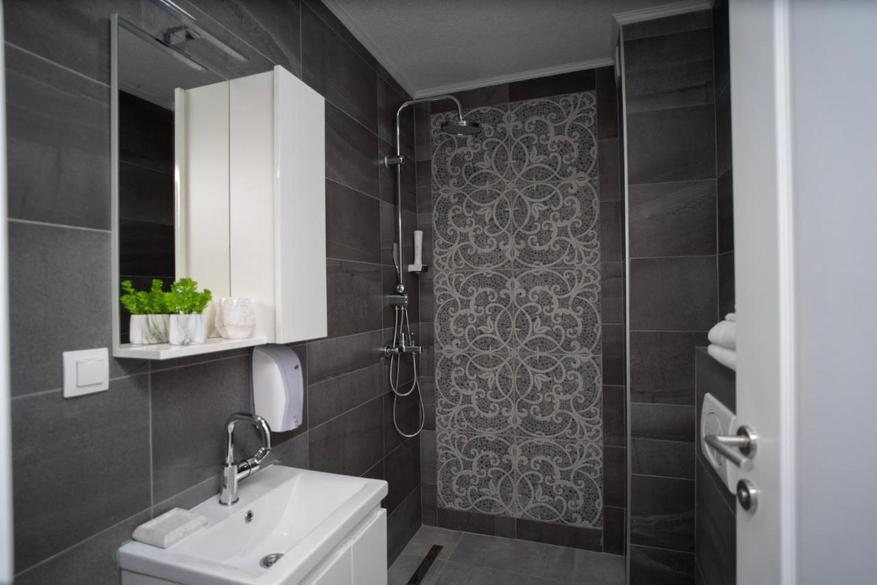 Urban Suites & Apartments Мостар Экстерьер фото